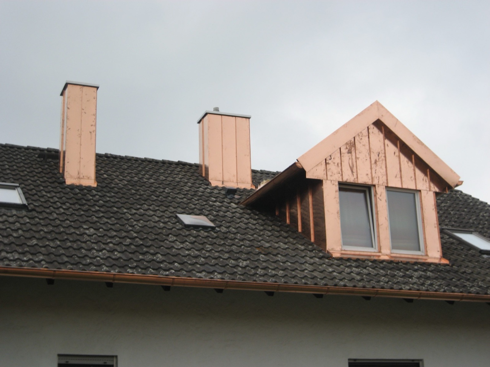 Metalldach vom Spengler Fachbetrieb fachgerecht montiert