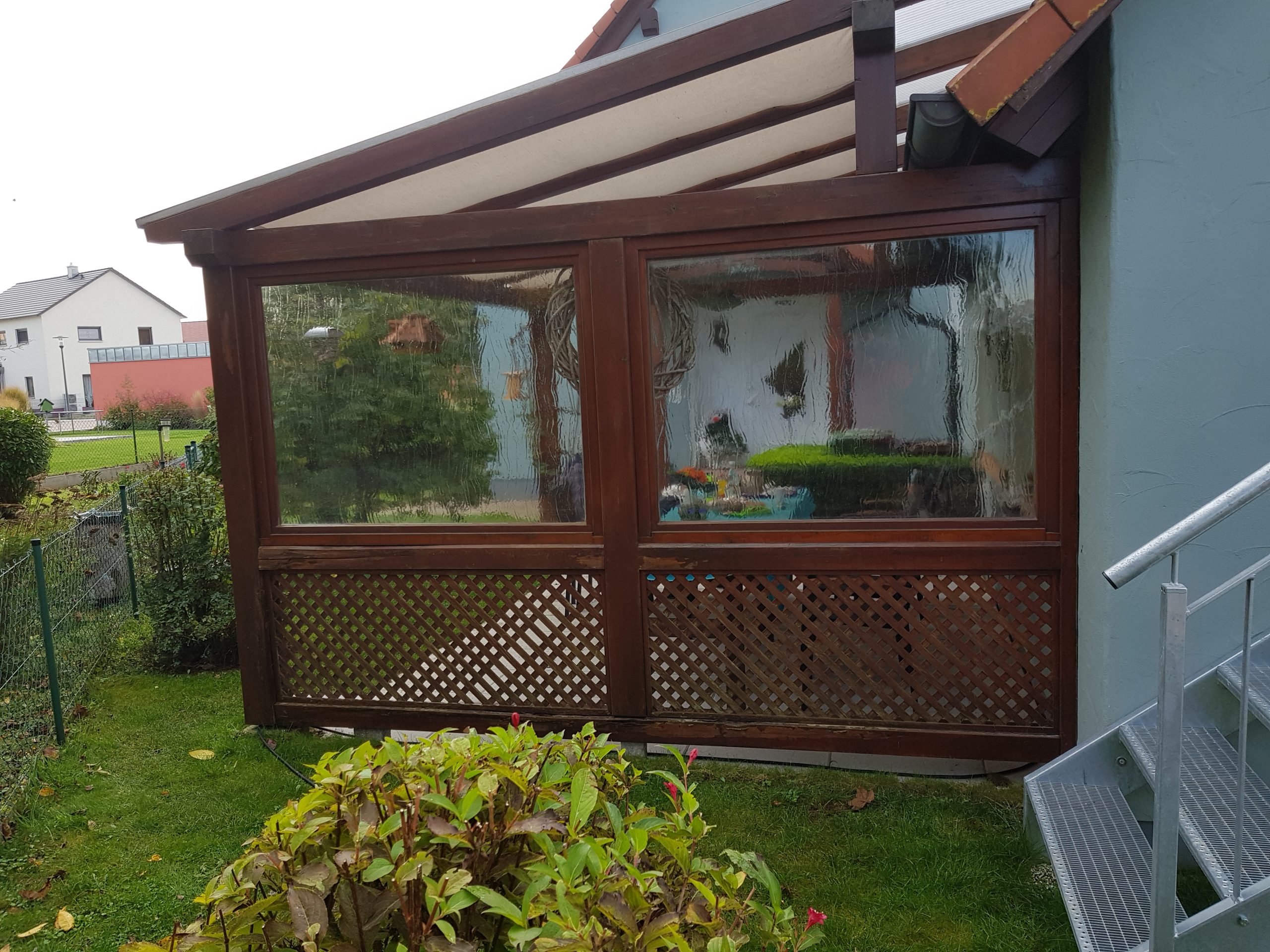 Balkonsichtschutz aus Metall für mehr Privatsphäre
